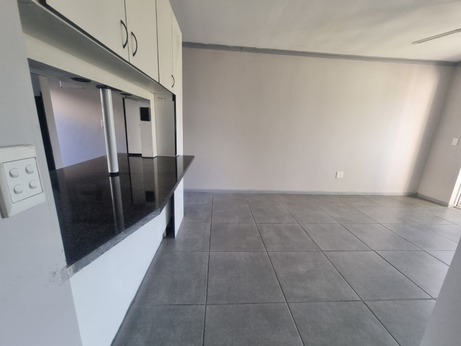 2 Bedroom Property for Sale in Parklands Western Cape